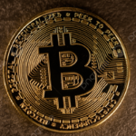 Bitcoin Reaches Key Decision Zone: 2 Possible Price Scenarios